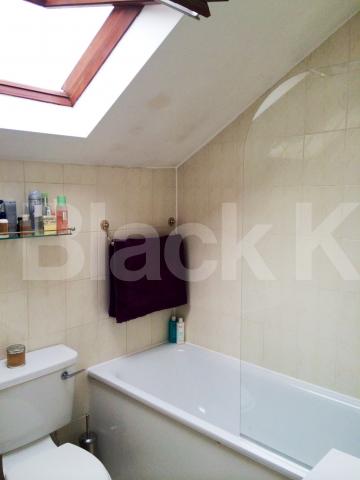 			UNDER OFFER, 2 Bedroom, 1 bath, 1 reception Apartment			 Abbeville Road, Abbeville Village